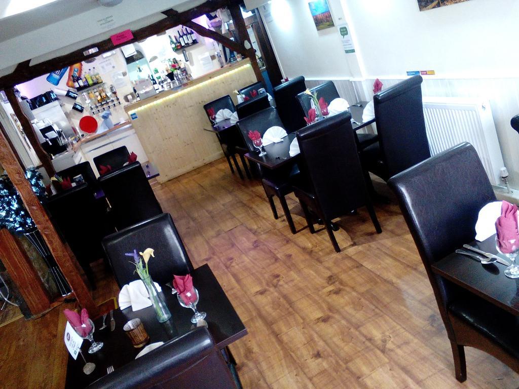 Zara Continental Hotel Langholm ภายนอก รูปภาพ
